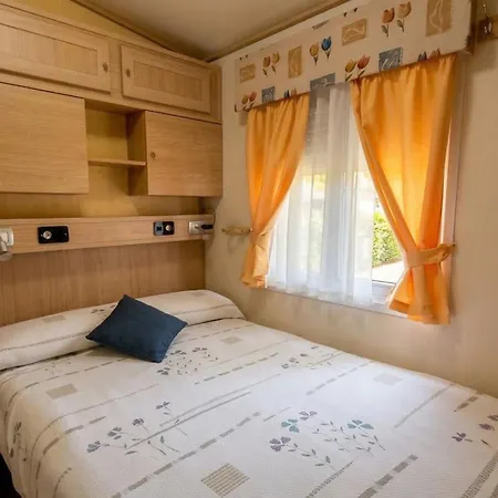 Camping Mola! Surf Loredo Loredo