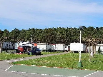 Camping Mola! Surf Loredo Кемпинг 2*